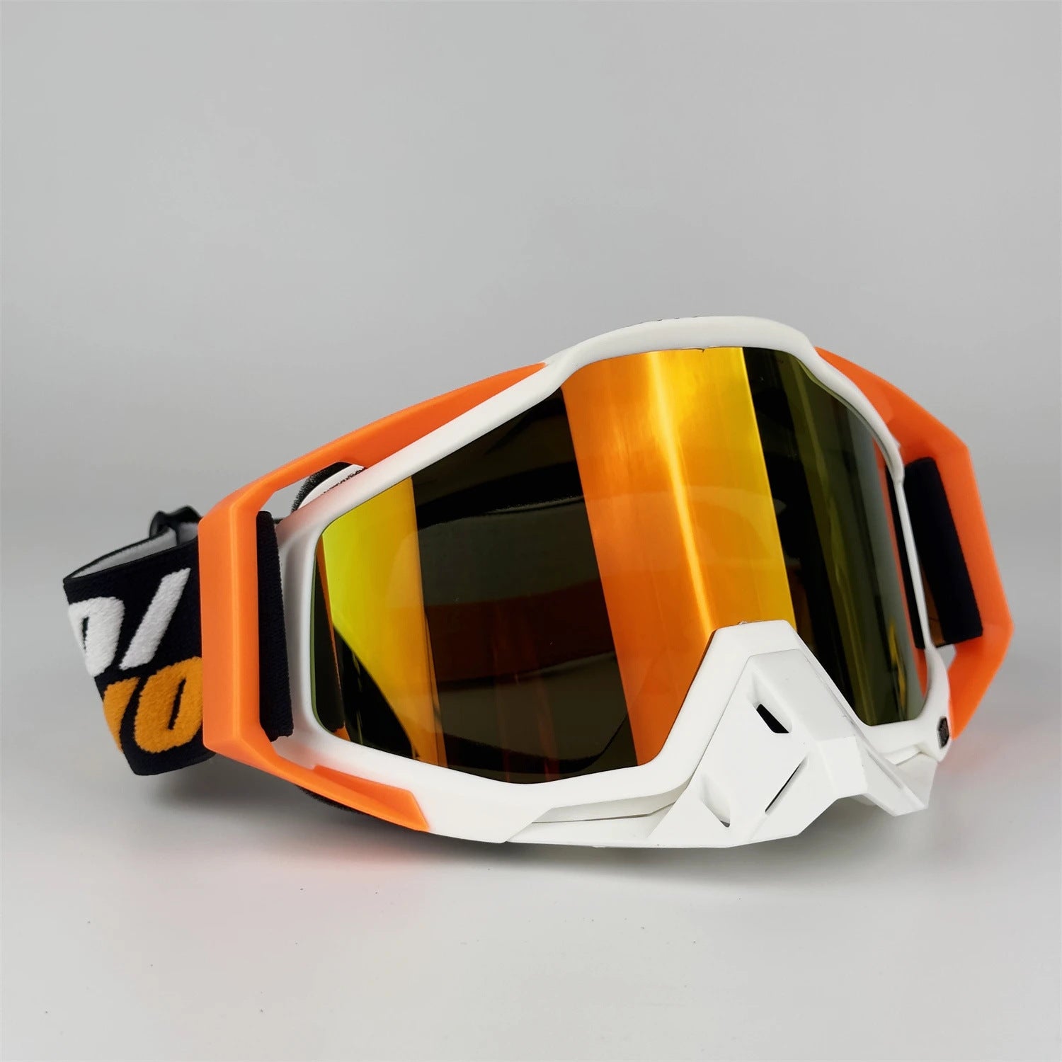 c4d4960d-a7f9-47b3-9c3c-a5620cfd1f97